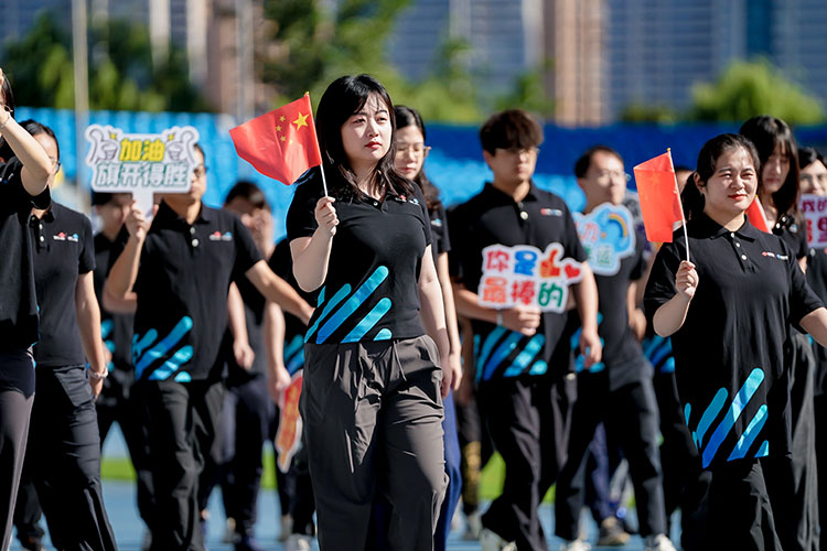 運(yùn)動(dòng)會(huì)入場(chǎng)儀式